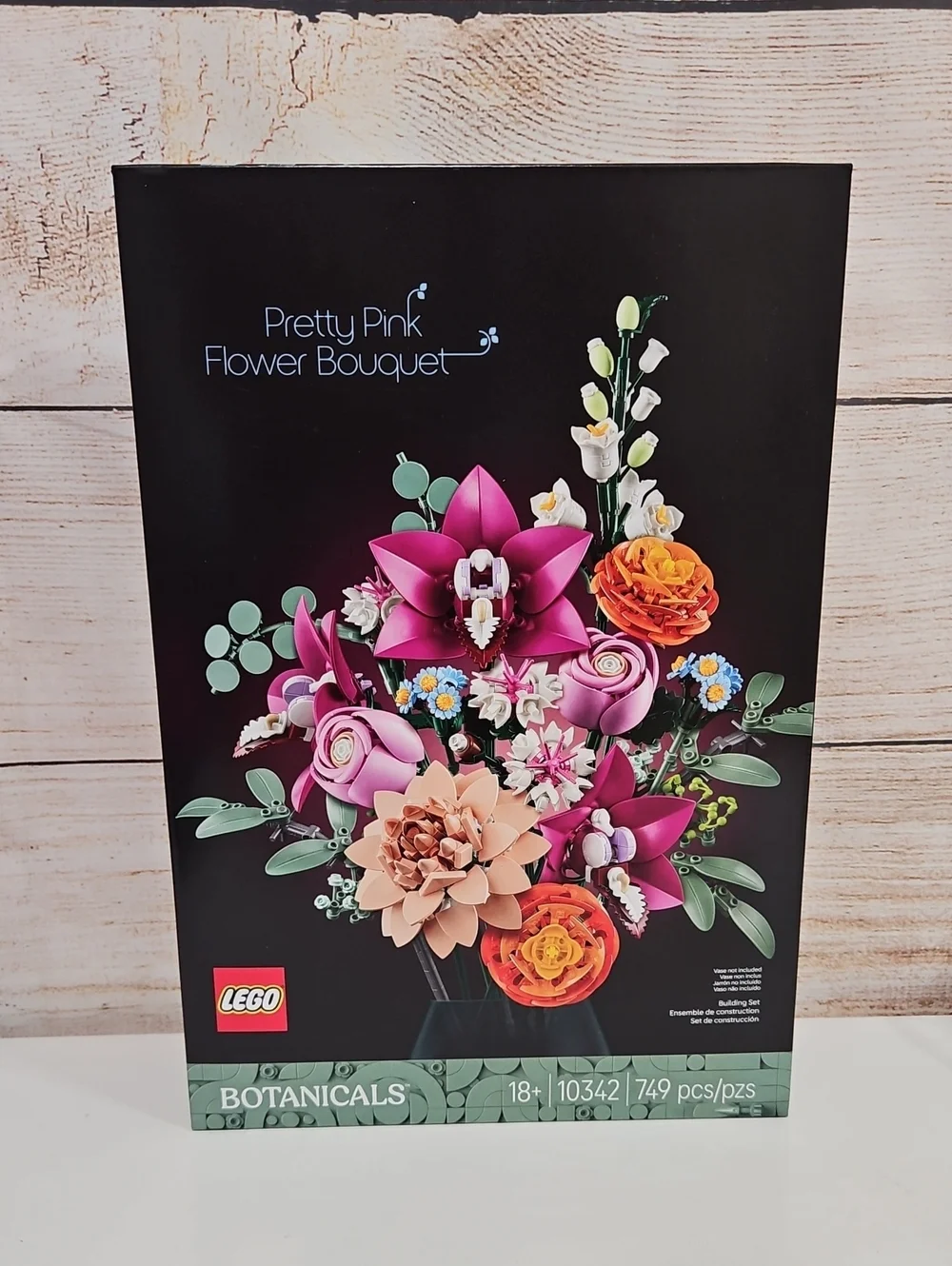 NIB LEGO Pretty Pink Flower Bouquet - Pink and Peach Botanical Set
